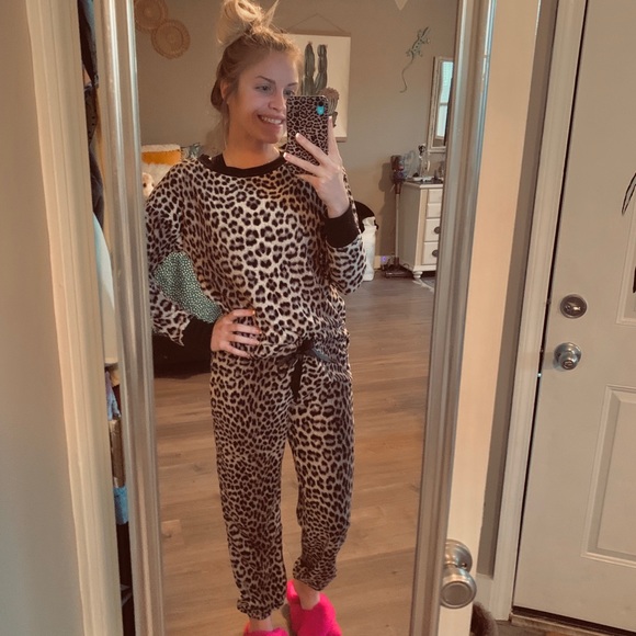 Meet your posher! - Picture 4 of 7